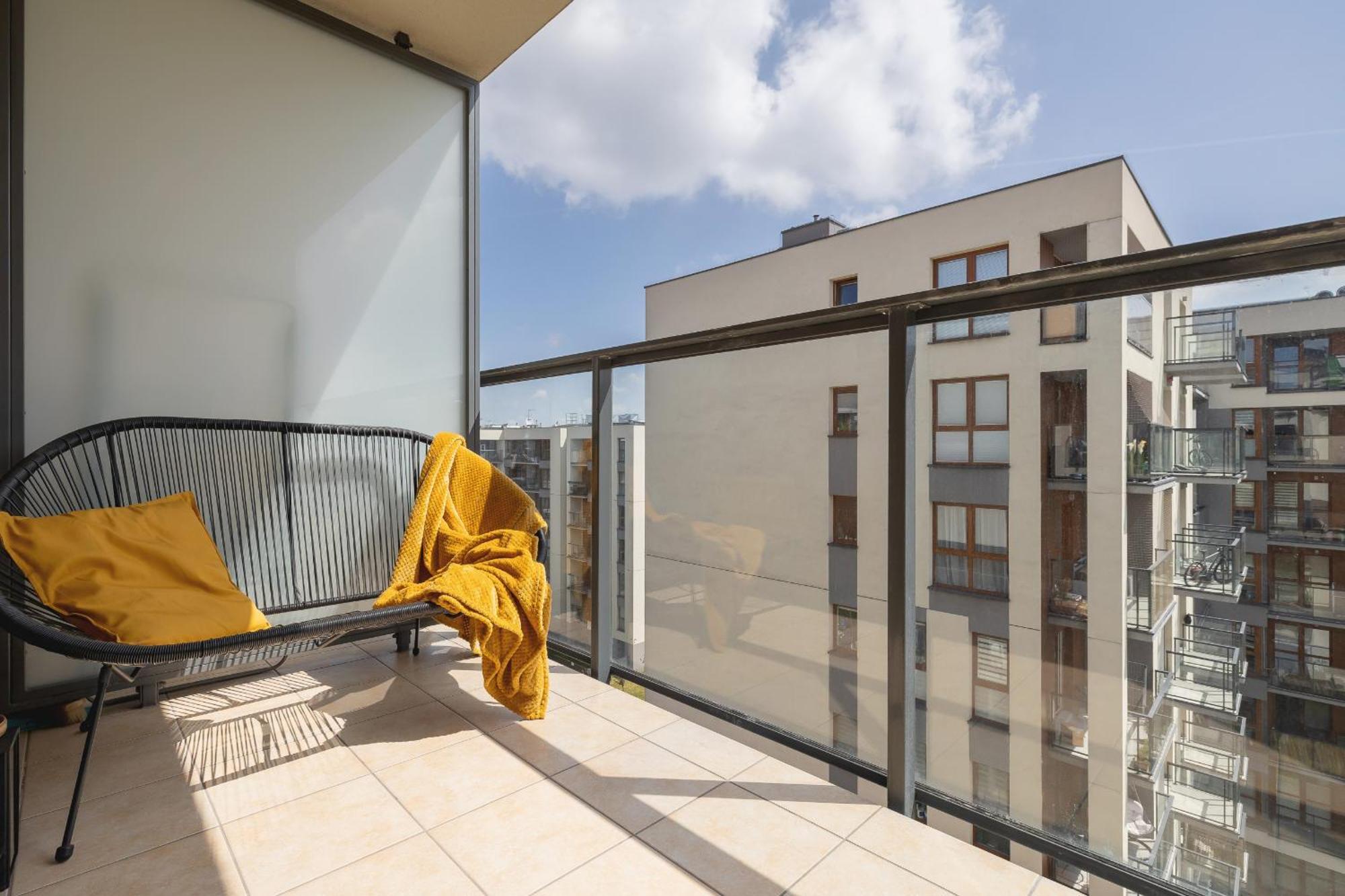 Przytulny Apartament Na Wroclawskiej Z Parkingiem W Krakowie By Noclegi Renters Exterior foto